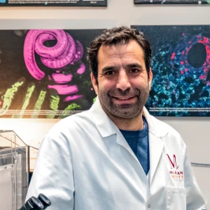 Alfonso S Sciencelens DSF35992